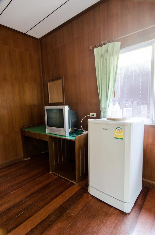 Sea Garden Hostels Hatrin Kültér fotó