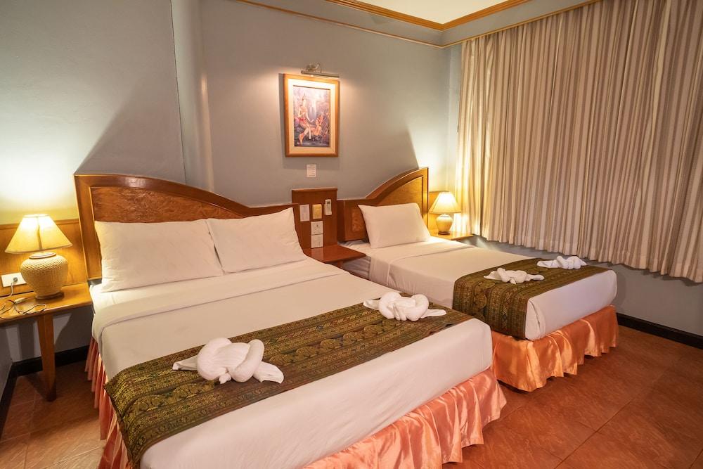 Sea Garden Hostels Hatrin Kültér fotó