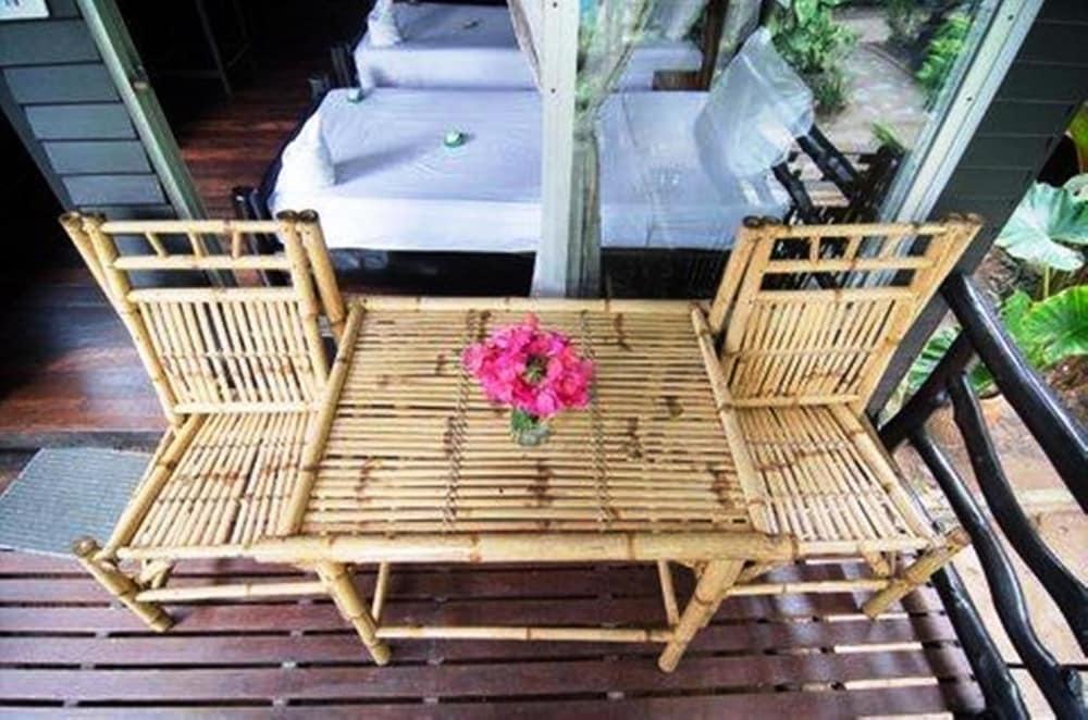 Sea Garden Hostels Hatrin Kültér fotó