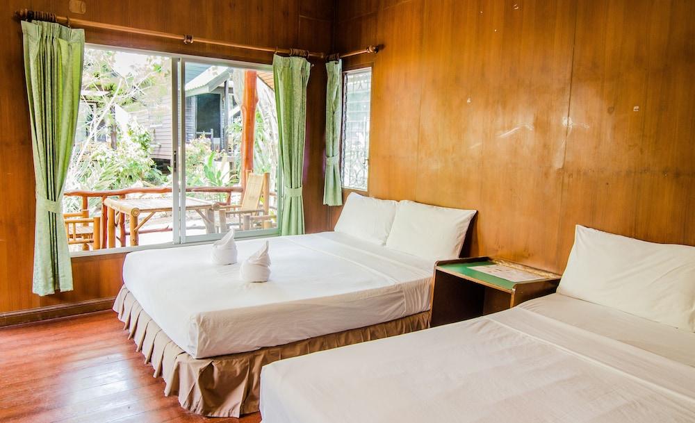 Sea Garden Hostels Hatrin Kültér fotó