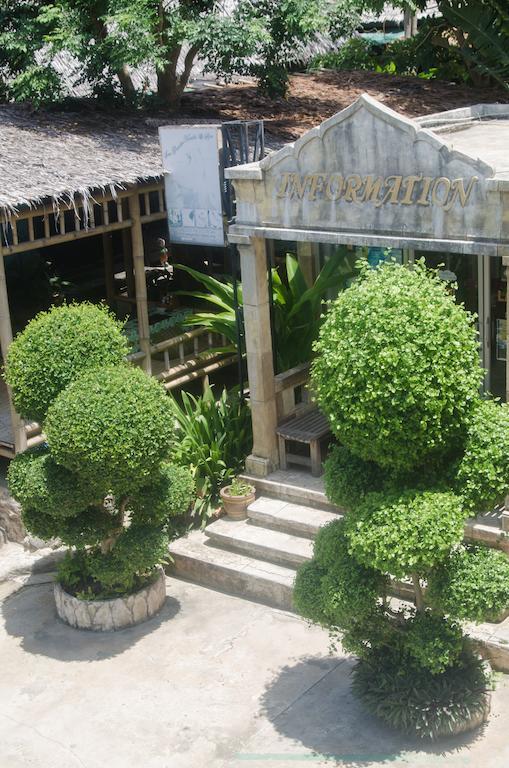 Sea Garden Hostels Hatrin Kültér fotó