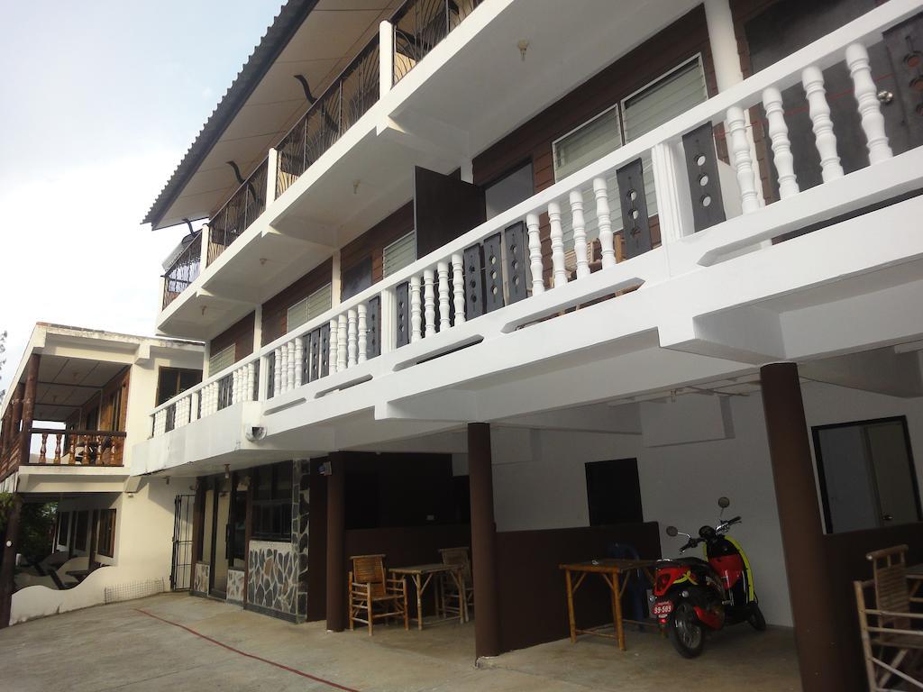 Sea Garden Hostels Hatrin Kültér fotó