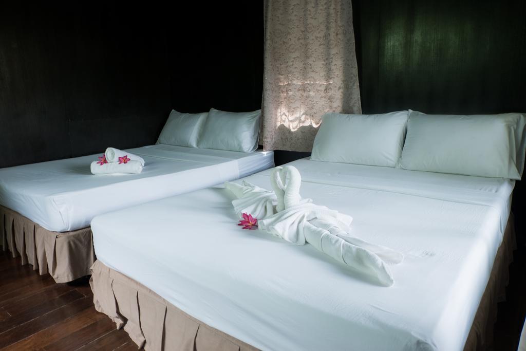 Sea Garden Hostels Hatrin Kültér fotó