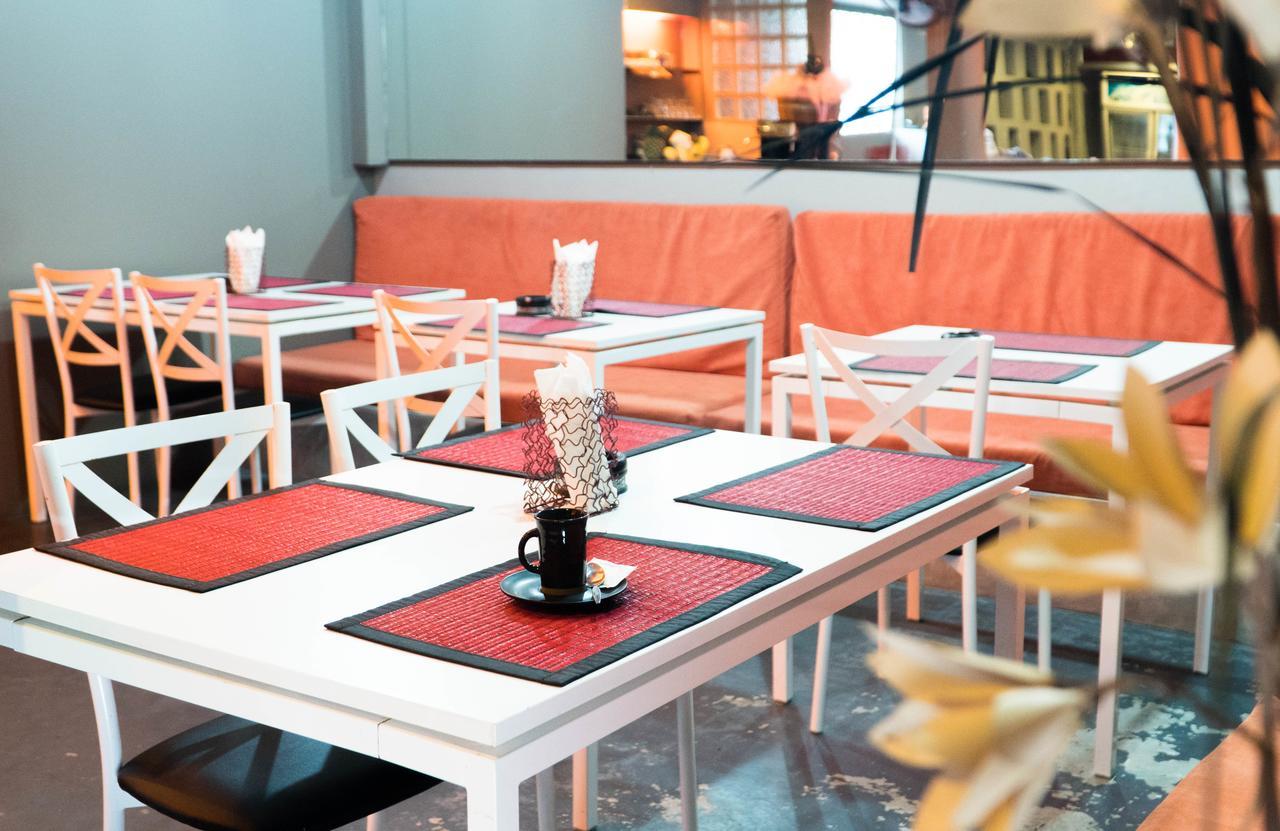 Sea Garden Hostels Hatrin Kültér fotó