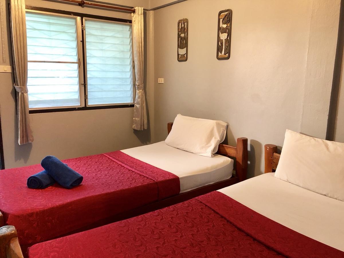 Sea Garden Hostels Hatrin Kültér fotó